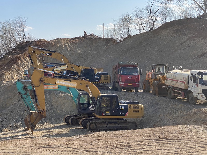 1583984938516381.jpg 現場復工機械.jpg